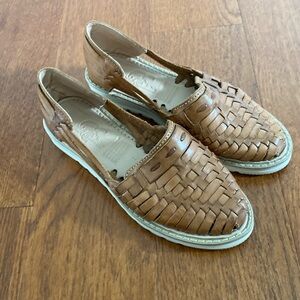 100% leather Mexican woven shoes